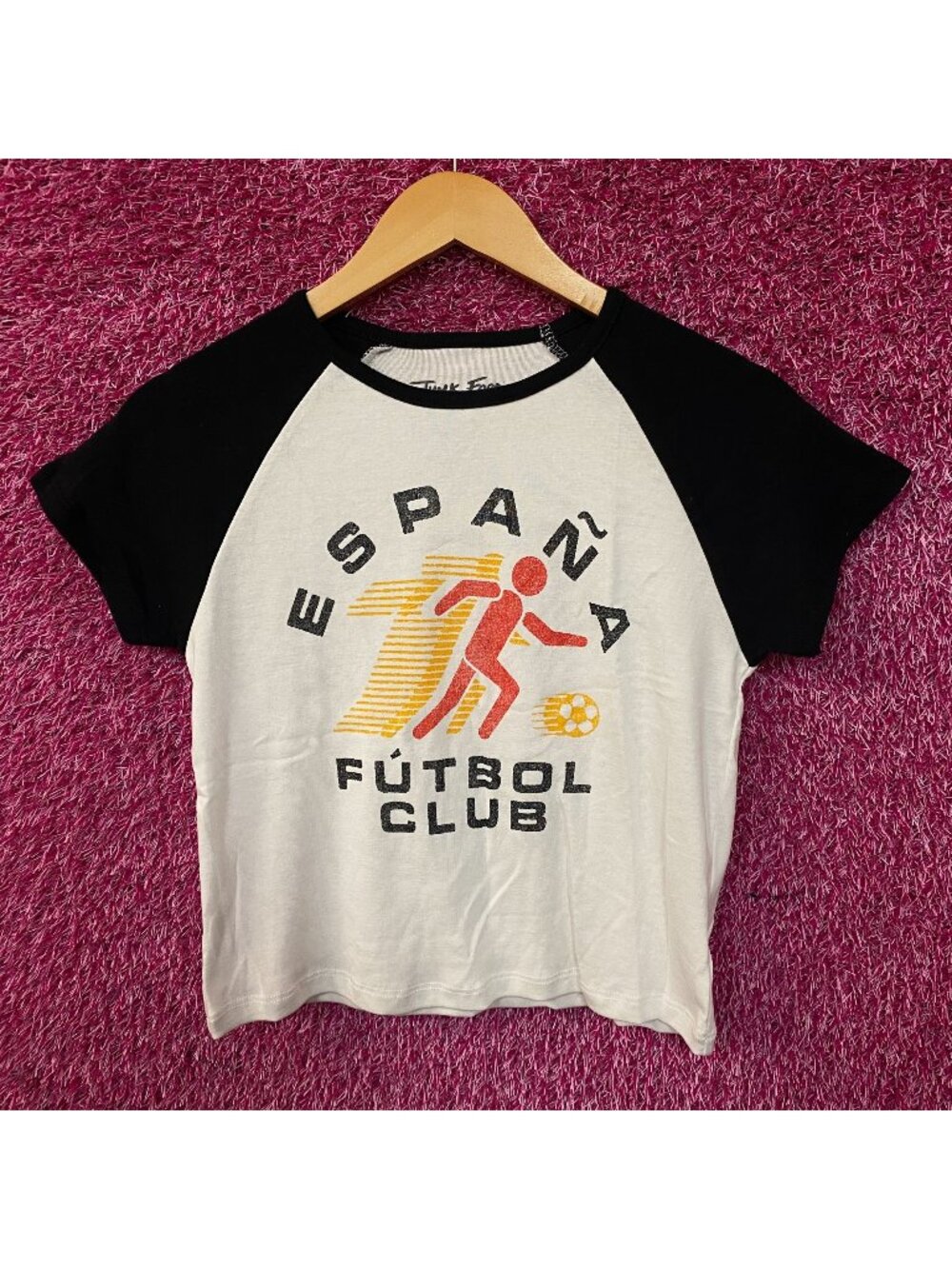 Junk Food Clothing España Fútbol Club Baby Crop Raglan Tee Small